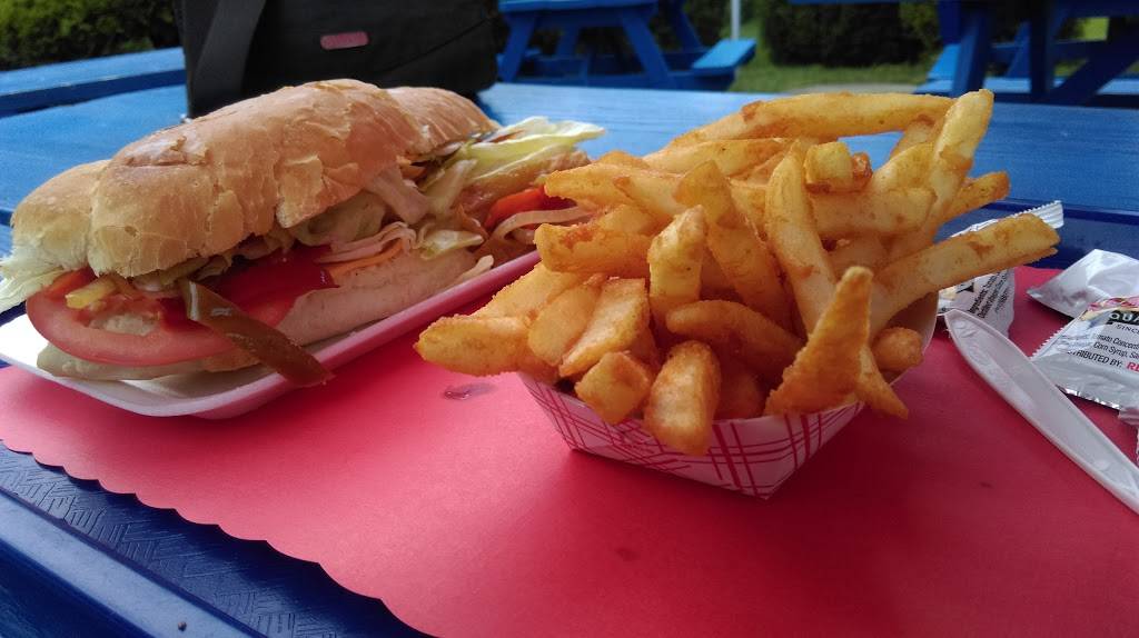 Alvin Rondeaus Dairy Bar | restaurant | 1300 Ware St, Palmer, MA 01069, USA | 4132835281 OR +1 413-283-5281