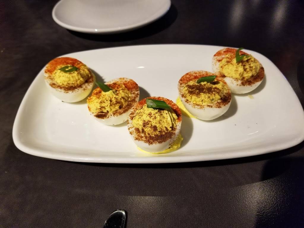 Barrel House Social | restaurant | 100 W Burlington Ave, La Grange, IL 60525, USA | 7084697529 OR +1 708-469-7529