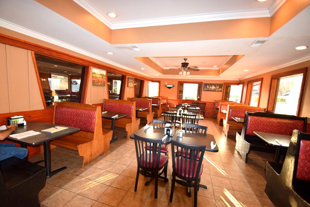 Ranch House Makarios Family Restaurant | restaurant | 2931 Columbiana Rd #3505, Vestavia Hills, AL 35216, USA | 2059796495 OR +1 205-979-6495