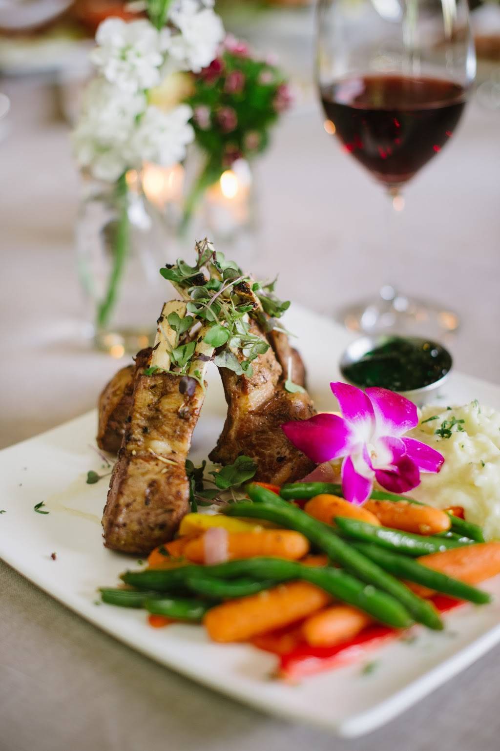 Shebeen Pub & Braai | restaurant | 247 Ridge McIntire Rd, Charlottesville, VA 22903, USA | 4342963185 OR +1 434-296-3185