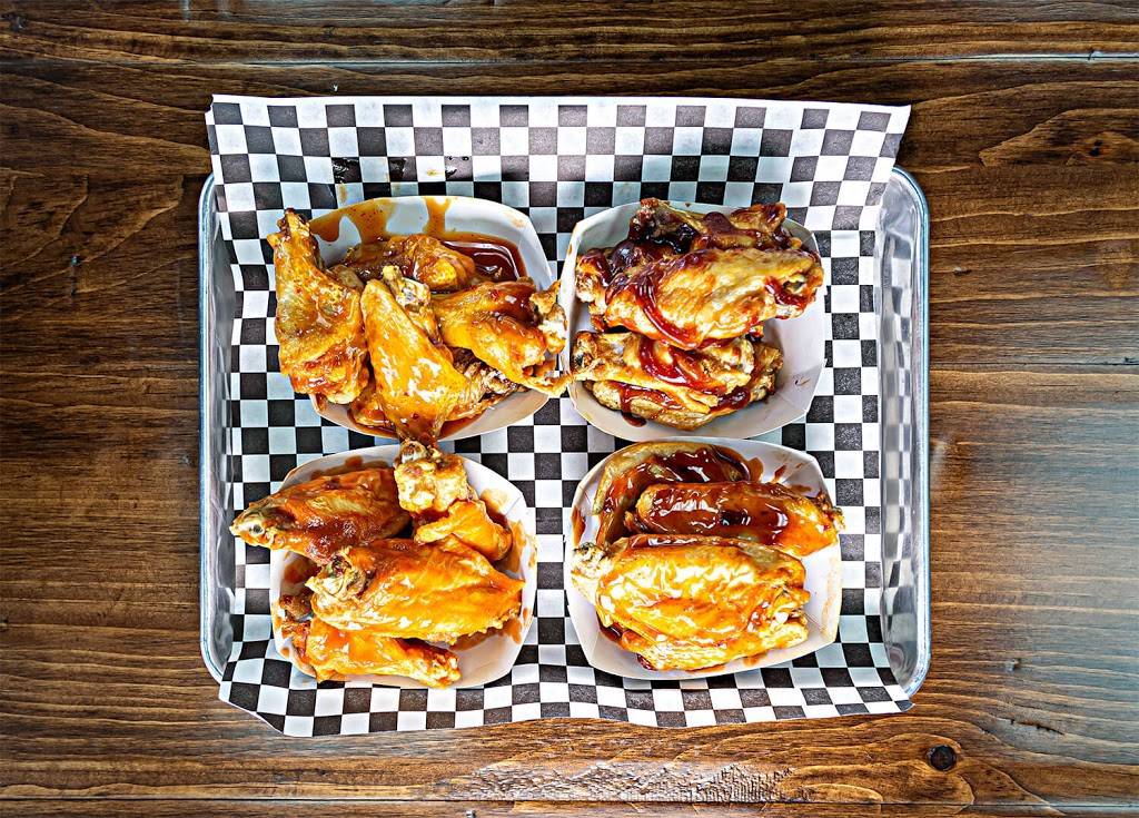 Meats and Buns | restaurant | 15317 Vanowen St, Van Nuys, CA 91405, USA | 8188495049 OR +1 818-849-5049