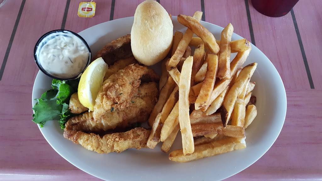 Trader Jacks Riverside Grille | restaurant | 35901 Lakeshore Blvd, Eastlake, OH 44095, USA | 4409468330 OR +1 440-946-8330