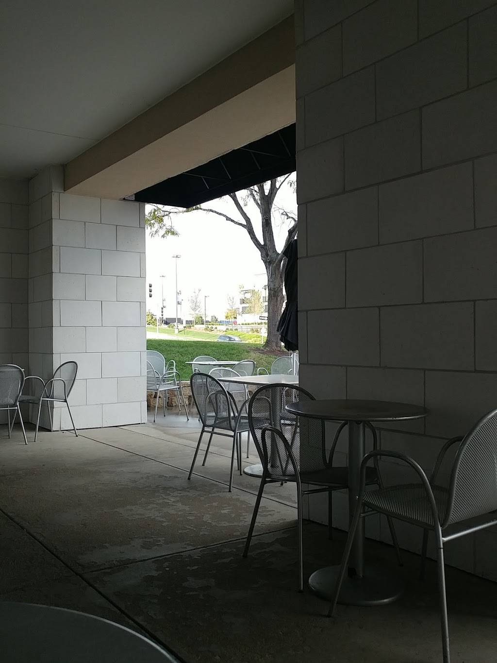 Chipotle Mexican Grill | restaurant | 5065 W 119th St, Leawood, KS 66209, USA | 9132324994 OR +1 913-232-4994