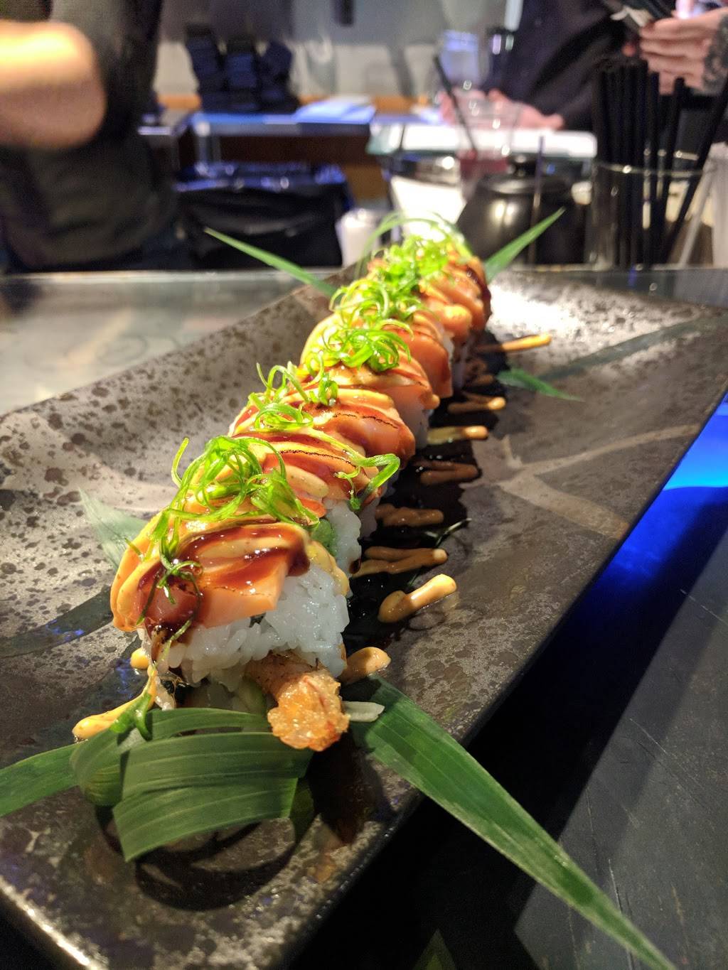 Longhouse | restaurant | 1 Cowlitz Way, Ridgefield, WA 98642, USA | 3608876447 OR +1 360-887-6447