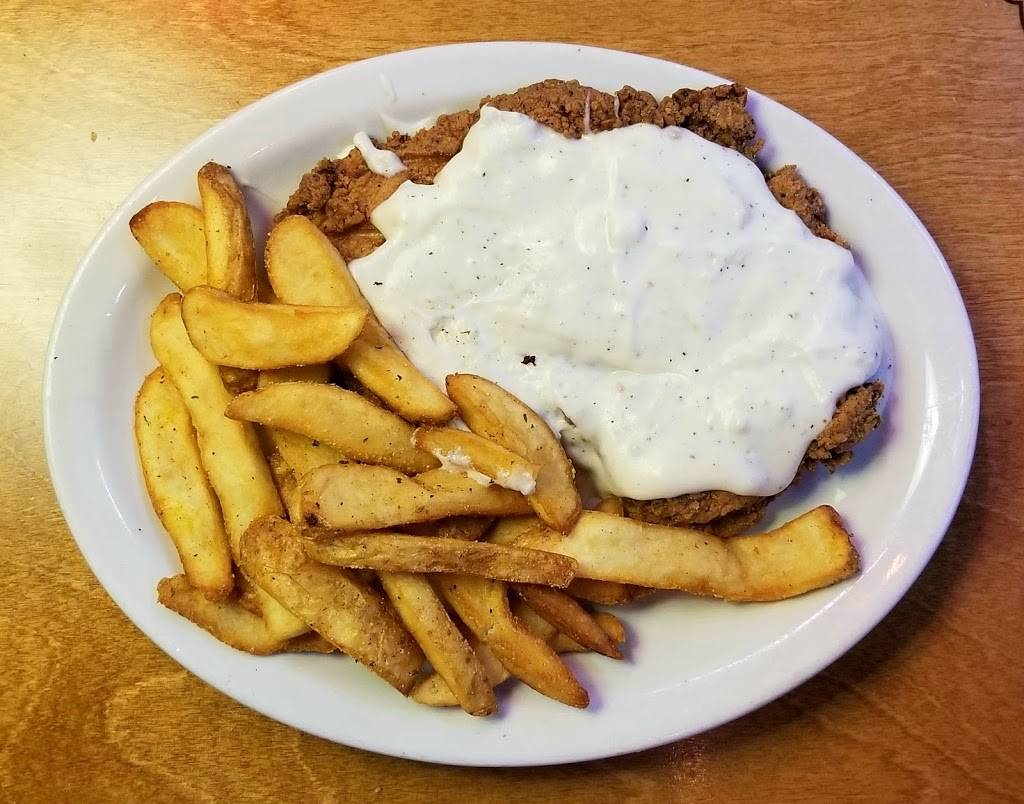 Texas Roadhouse | restaurant | 2526 N Greenwich Rd, Wichita, KS 67226, USA | 3166341106 OR +1 316-634-1106