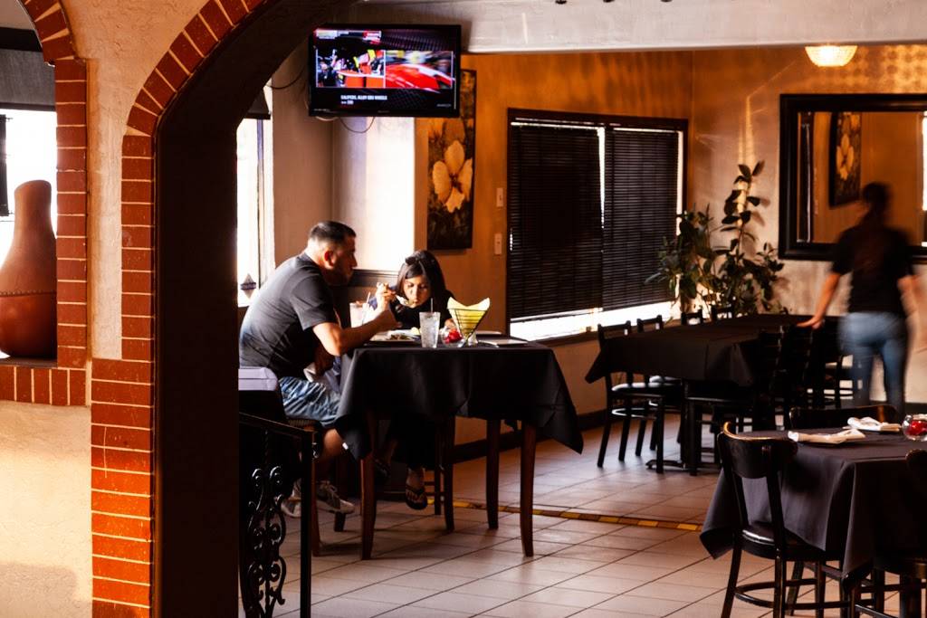 Linos Mexican Cuisine | restaurant | 2911 Taft Hwy, Bakersfield, CA 93313, USA | 6613817612 OR +1 661-381-7612