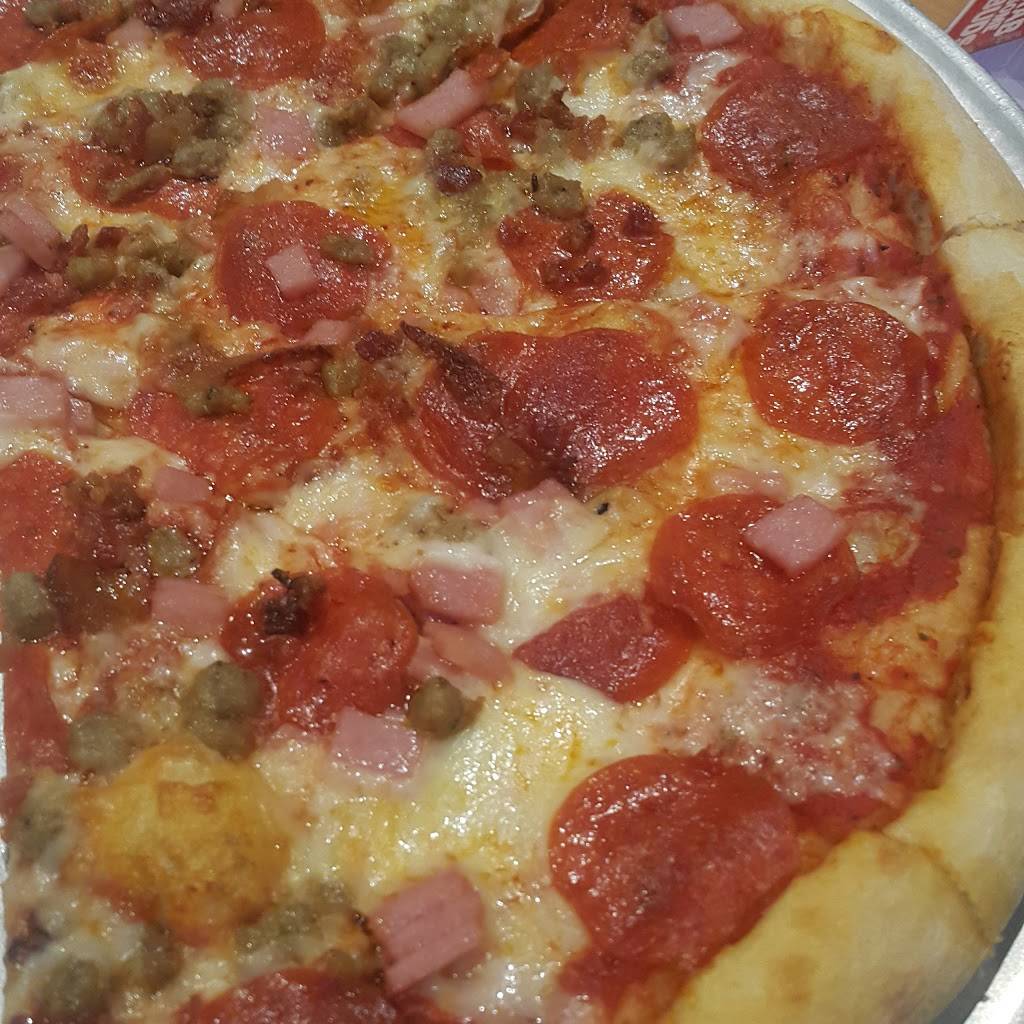 Westshore Pizza | restaurant | 2989 W Bay Dr, Belleair Bluffs, FL 33770, USA | 7275856974 OR +1 727-585-6974