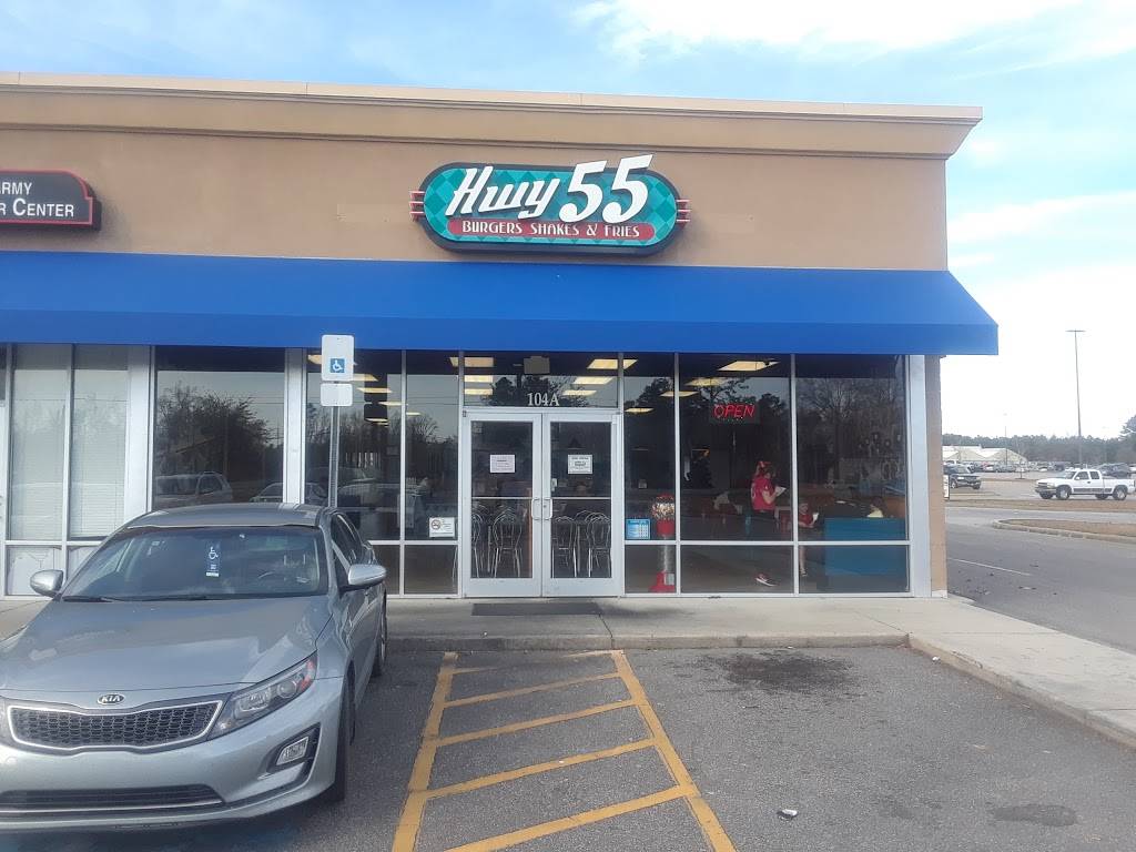 Hwy 55 Burgers Shakes & Fries | restaurant | 104 Columbus Corners Dr, Whiteville, NC 28472, USA | 9106414160 OR +1 910-641-4160