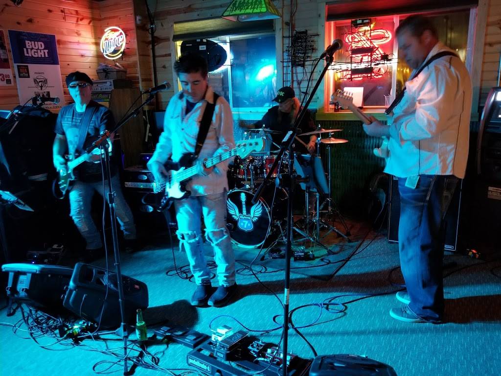 THE BAR in Lake View | restaurant | 416 S Main St, Lake View, IA 51450, USA | 7126652614 OR +1 712-665-2614