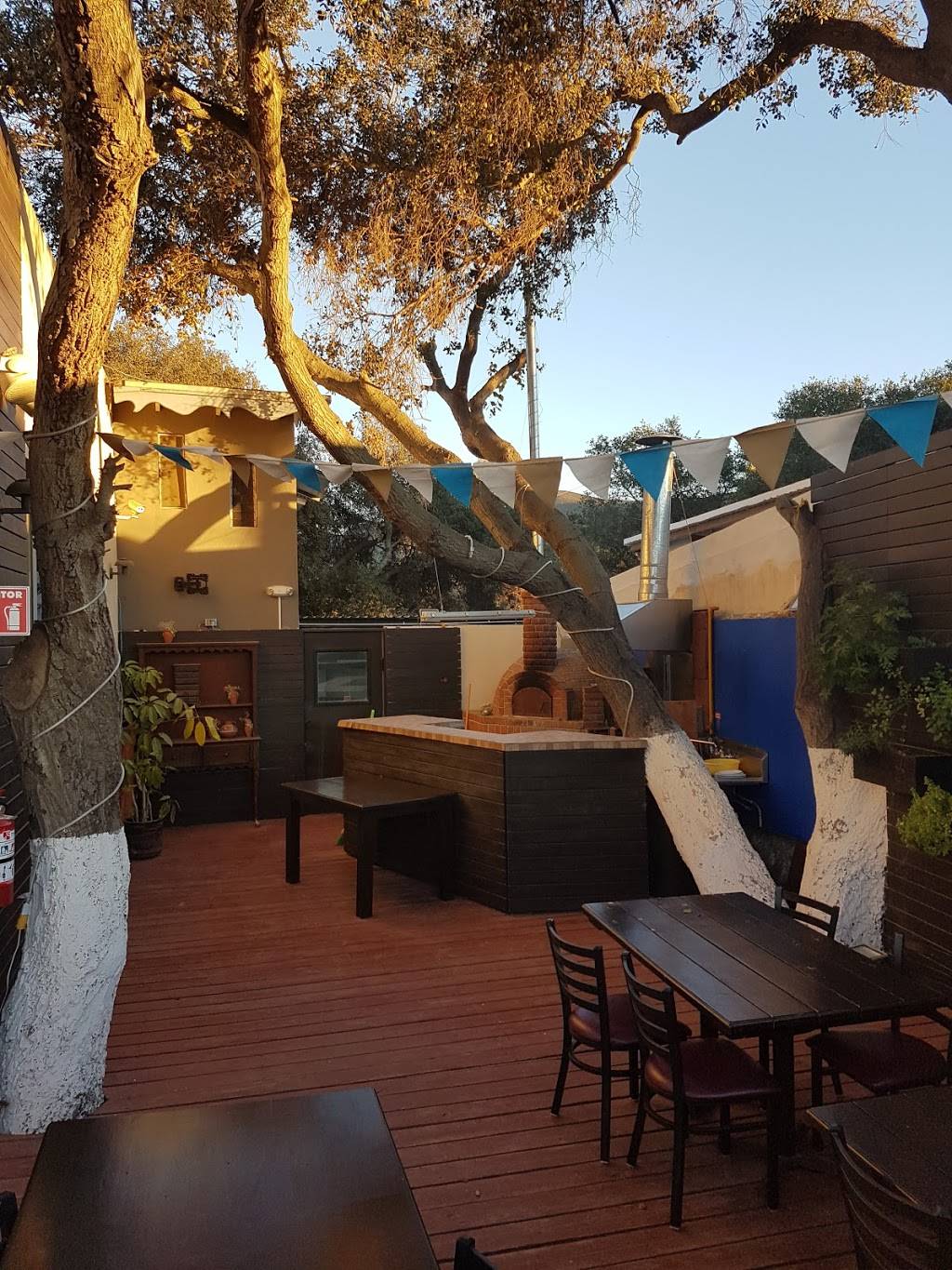 Taberna Dimitris | restaurant | Calle A, Villa de Juárez, B.C., Mexico | 016461503030 OR +52 646 150 3030