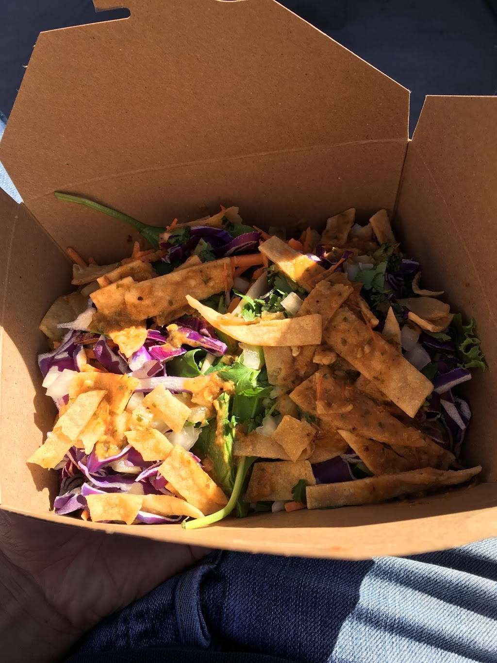 ChiLantro | restaurant | 823 Congress Ave, Austin, TX 78701, USA | 5125936290 OR +1 512-593-6290