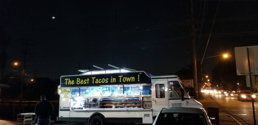 Tavos Tacos | restaurant | 1904 E Arrow Hwy, La Verne, CA 91750, USA | 2133263396 OR +1 213-326-3396