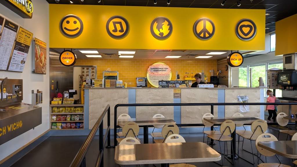 Which Wich Superior Sandwiches | restaurant | 7500 SW Dartmouth St #190, Tigard, OR 97223, USA | 5032076707 OR +1 503-207-6707