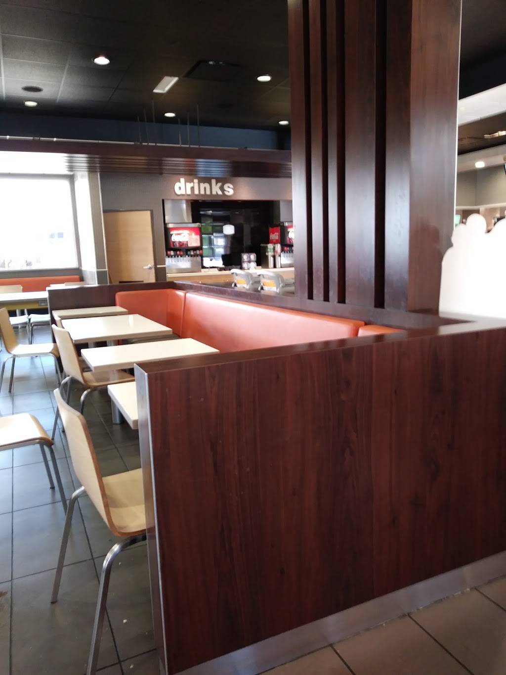 McDonalds | cafe | 3515 Culebra Rd, San Antonio, TX 78228, USA | 2104355497 OR +1 210-435-5497