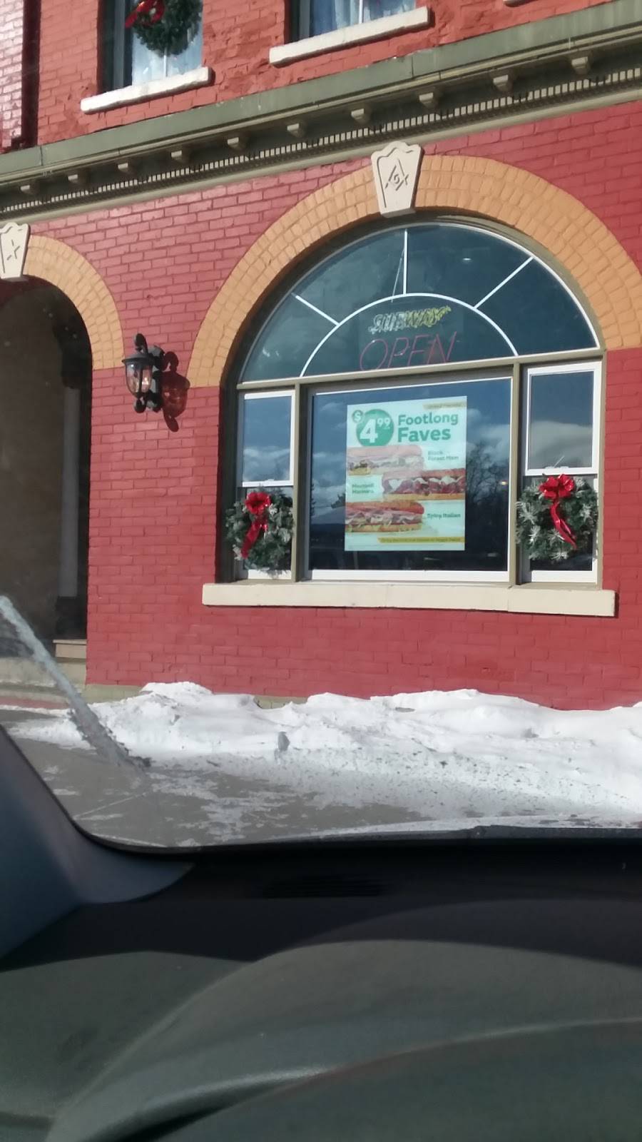 Subway | restaurant | 107 E Main St, Otisville, MI 48463, USA | 8103746555 OR +1 810-374-6555