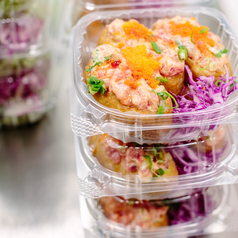 Off the Hook Poke Market | restaurant | 2908 E Manoa Rd, Honolulu, HI 96822, USA | 8088006865 OR +1 808-800-6865
