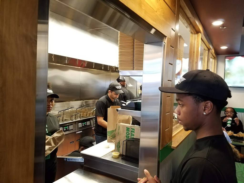 Wingstop | restaurant | 3923 28th St SE, Grand Rapids, MI 49512, USA | 6163699464 OR +1 616-369-9464