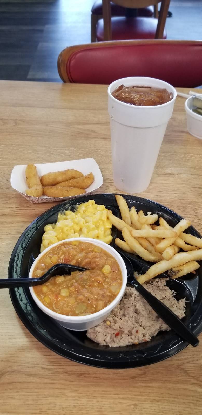 Hog Heaven Bar-B-Q | restaurant | 2419 Guess Rd, Durham, NC 27705, USA | 9192867447 OR +1 919-286-7447