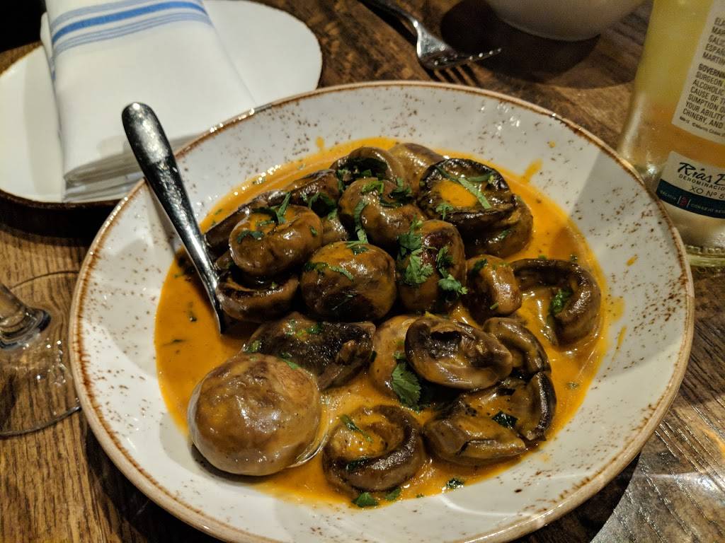 Limon Rotisserie | restaurant | 1001 S Van Ness Ave, San Francisco, CA 94110, USA | 4158212134 OR +1 415-821-2134