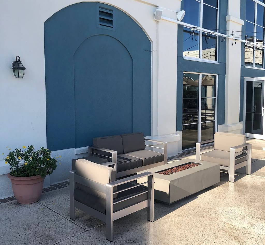 Apex at Seven | restaurant | 150 Midway Dr, Sebring, FL 33870, USA | 8887383601 OR +1 888-738-3601