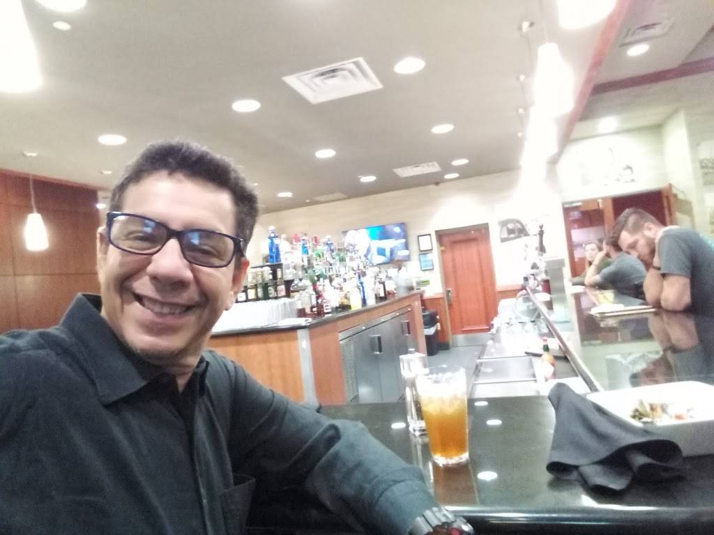 Market 104 Restaurant | restaurant | 104 Market St, Shreveport, LA 71101, USA | 3186980900 OR +1 318-698-0900