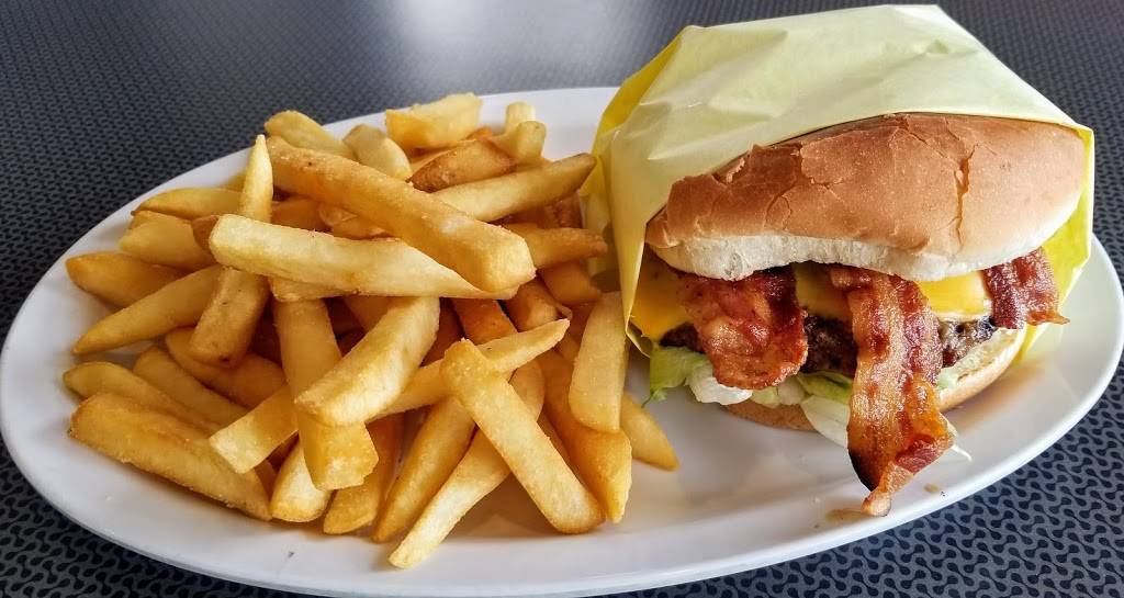 Pit Stop Burgers | restaurant | 20720 Normandie Ave, Torrance, CA 90502, USA | 3105320195 OR +1 310-532-0195