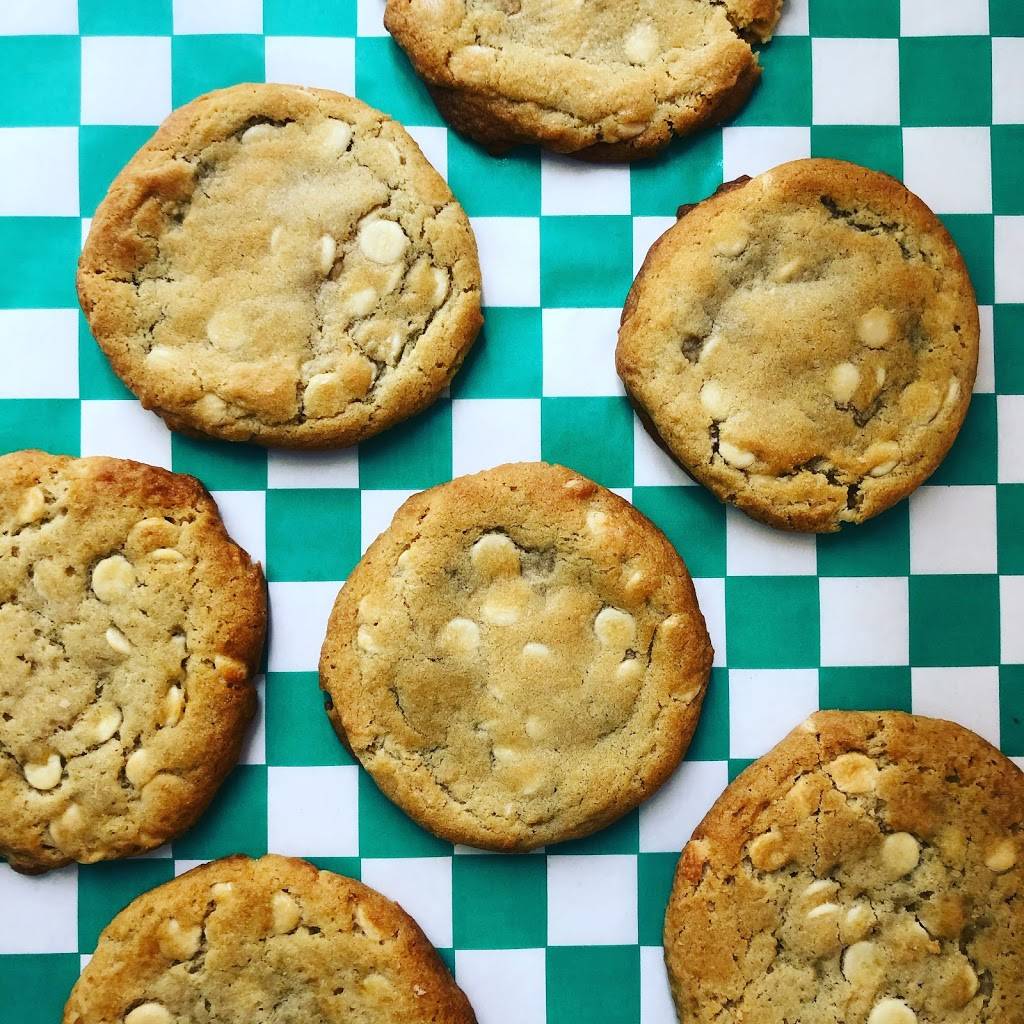 The Lunchroom at SPACE 519 | restaurant | 200 E Chestnut St, Chicago, IL 60611, USA | 3127511519 OR +1 312-751-1519