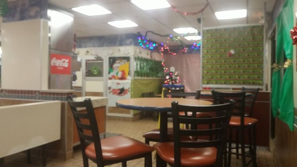 White Castle | restaurant | 800 W Lincoln Hwy, Schererville, IN 46375, USA | 2198658425 OR +1 219-865-8425