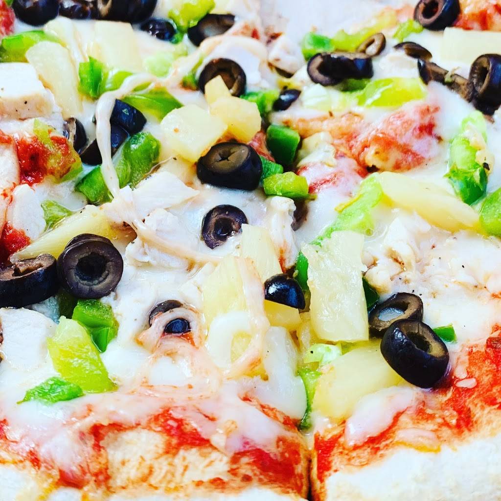 Papa Murphys | Take N Bake Pizza | meal takeaway | 3932 S 2300 E, Holladay, UT 84124, USA | 8012731300 OR +1 801-273-1300