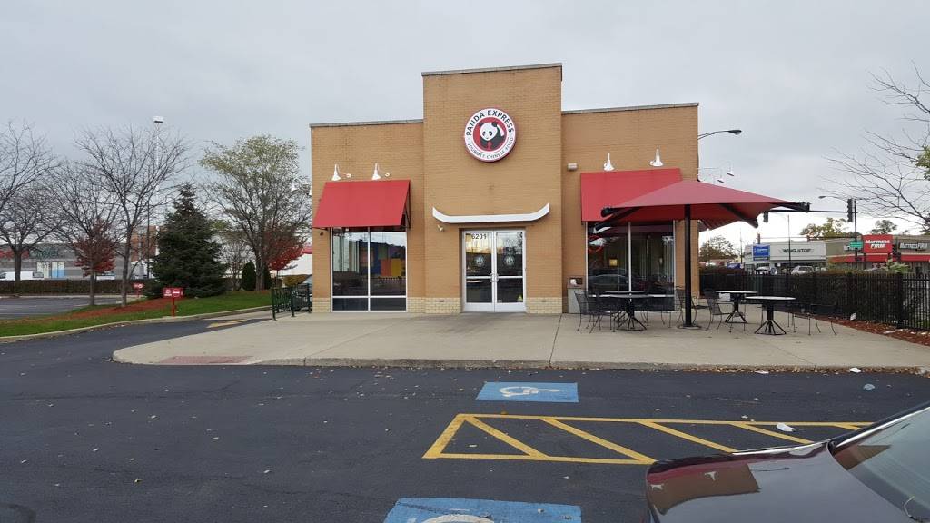 Panda Express | meal takeaway | 6201 N Lincoln Ave, Chicago, IL 60659, USA | 7734786870 OR +1 773-478-6870
