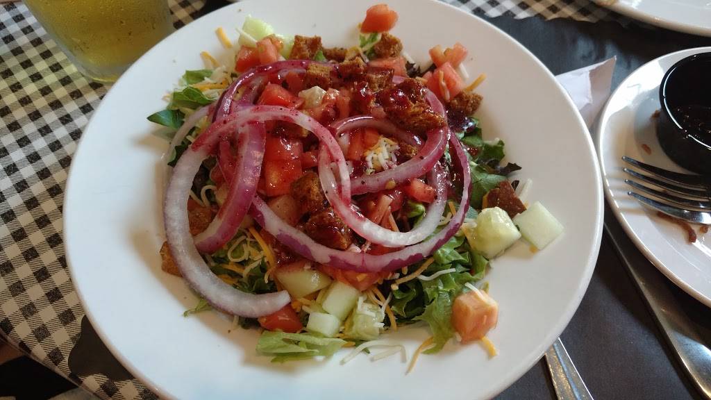 Old Canal Smoke House | restaurant | 94 E Water St, Chillicothe, OH 45601, USA | 7407793278 OR +1 740-779-3278