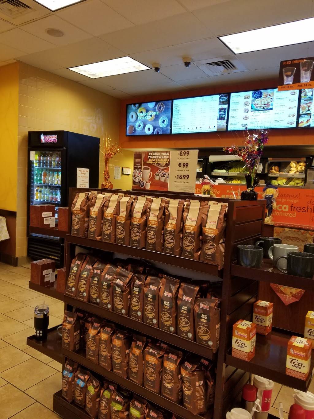 Dunkin | bakery | 91292 Overseas Hwy, Tavernier, FL 33070, USA | 3055095173 OR +1 305-509-5173