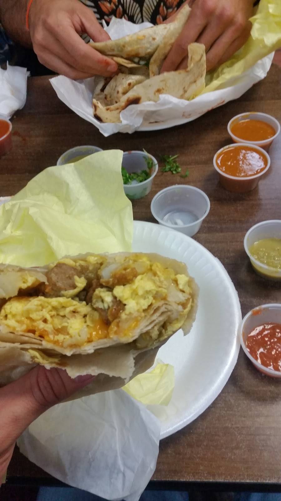 Salsitas | restaurant | 1501 N 43rd Ave #1, Phoenix, AZ 85009, USA | 6022783615 OR +1 602-278-3615