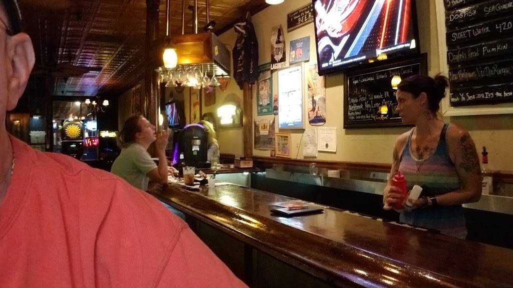 Hurricane Maggies Bar and Grill | restaurant | 7710 N Kings Hwy, Myrtle Beach, SC 29572, USA | 8434975000 OR +1 843-497-5000