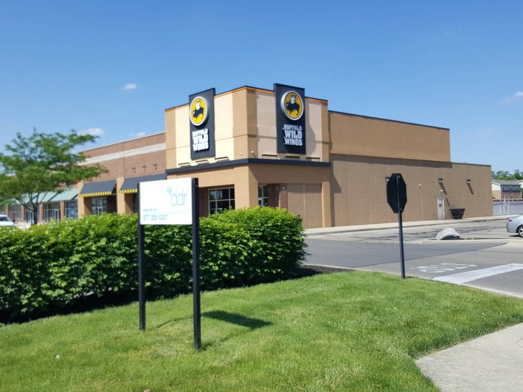 Buffalo Wild Wings | restaurant | 1710 Hilliard Rome Rd, Hilliard, OH 43026, USA | 6149212999 OR +1 614-921-2999