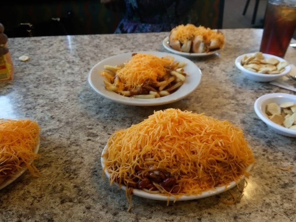Skyline Chili | restaurant | 340 Whittington Pkwy, Louisville, KY 40222, USA | 5024295773 OR +1 502-429-5773