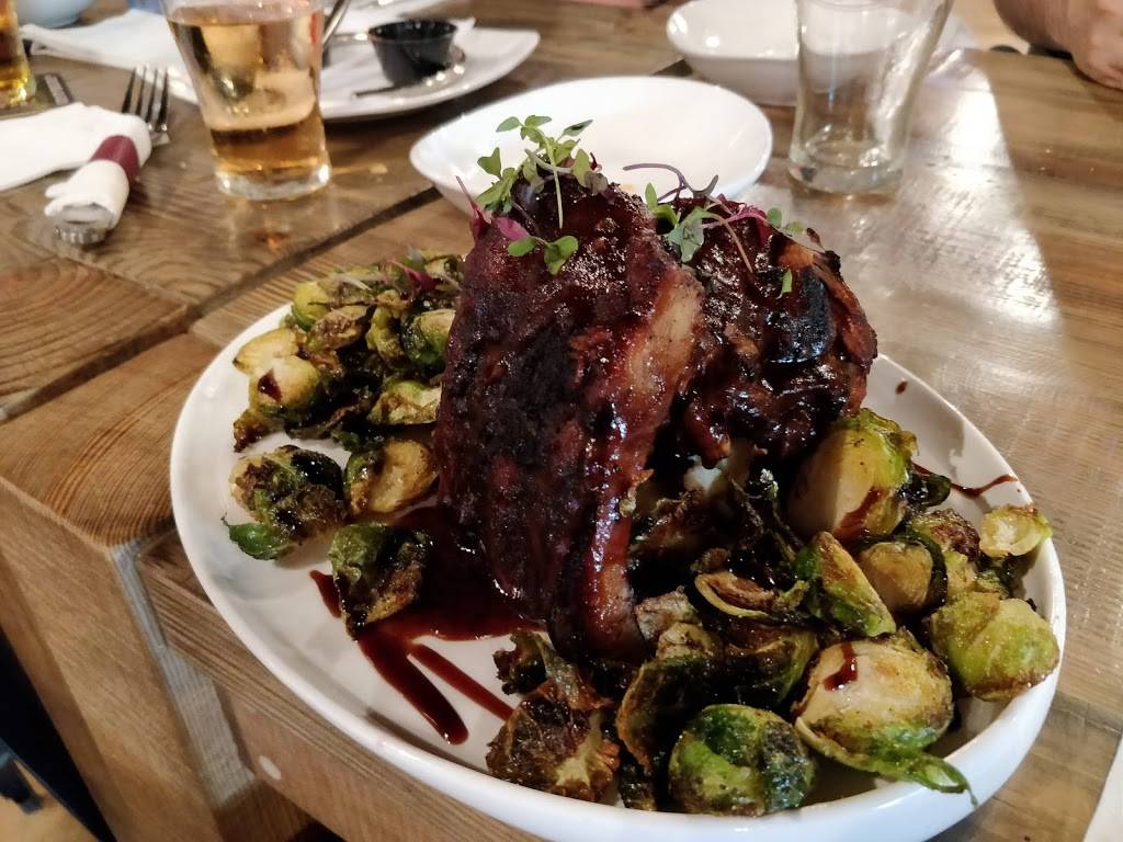 Out of Bounds Craft Kitchen and Biergarten | restaurant | 13407 Folsom Blvd suite d, Folsom, CA 95630, USA | 9163575250 OR +1 916-357-5250