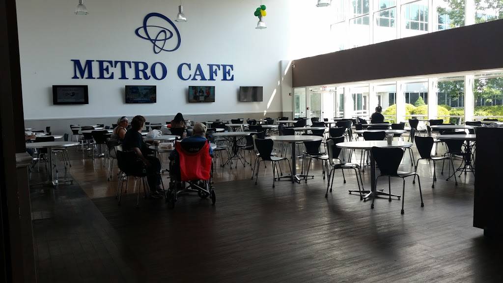 Metro Cafe | restaurant | 1200 Waters Pl, Bronx, NY 10461, USA | 7189751198 OR +1 718-975-1198