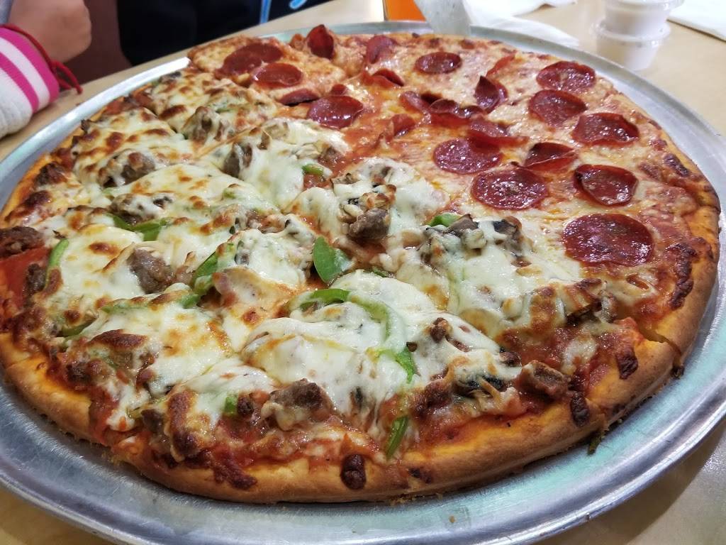 Italian Express | restaurant | 2307 W Devon Ave, Chicago, IL 60659, USA | 7737617700 OR +1 773-761-7700