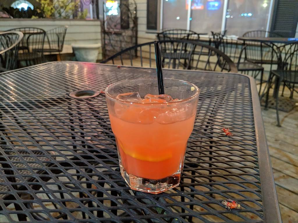 Thirsty Fish | restaurant | 9041 Holman Rd NW, Seattle, WA 98117, USA | 2067821999 OR +1 206-782-1999