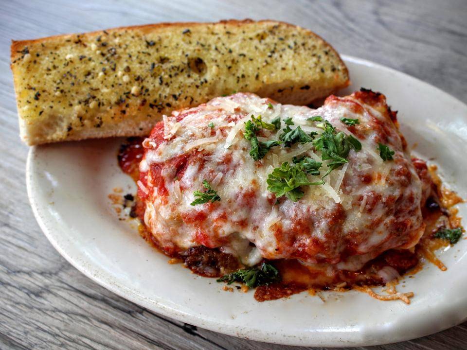 Domani Restaurant and Pizzeria | restaurant | 1515 Queen Anne Ave N, Seattle, WA 98109, USA | 2068122222 OR +1 206-812-2222