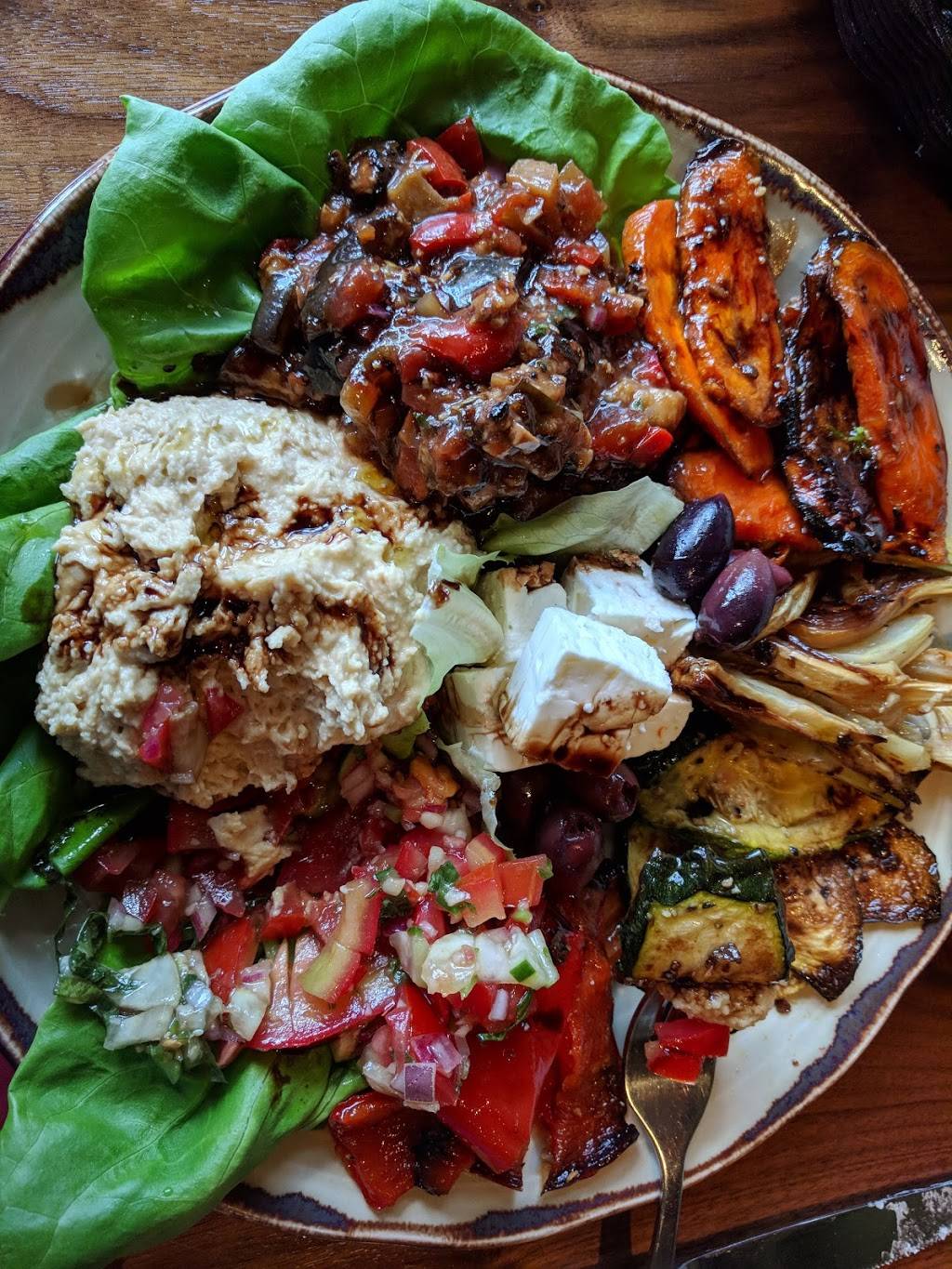 LeBus East Falls | restaurant | 4201 Ridge Ave, Philadelphia, PA 19129, USA | 4842552100 OR +1 484-255-2100