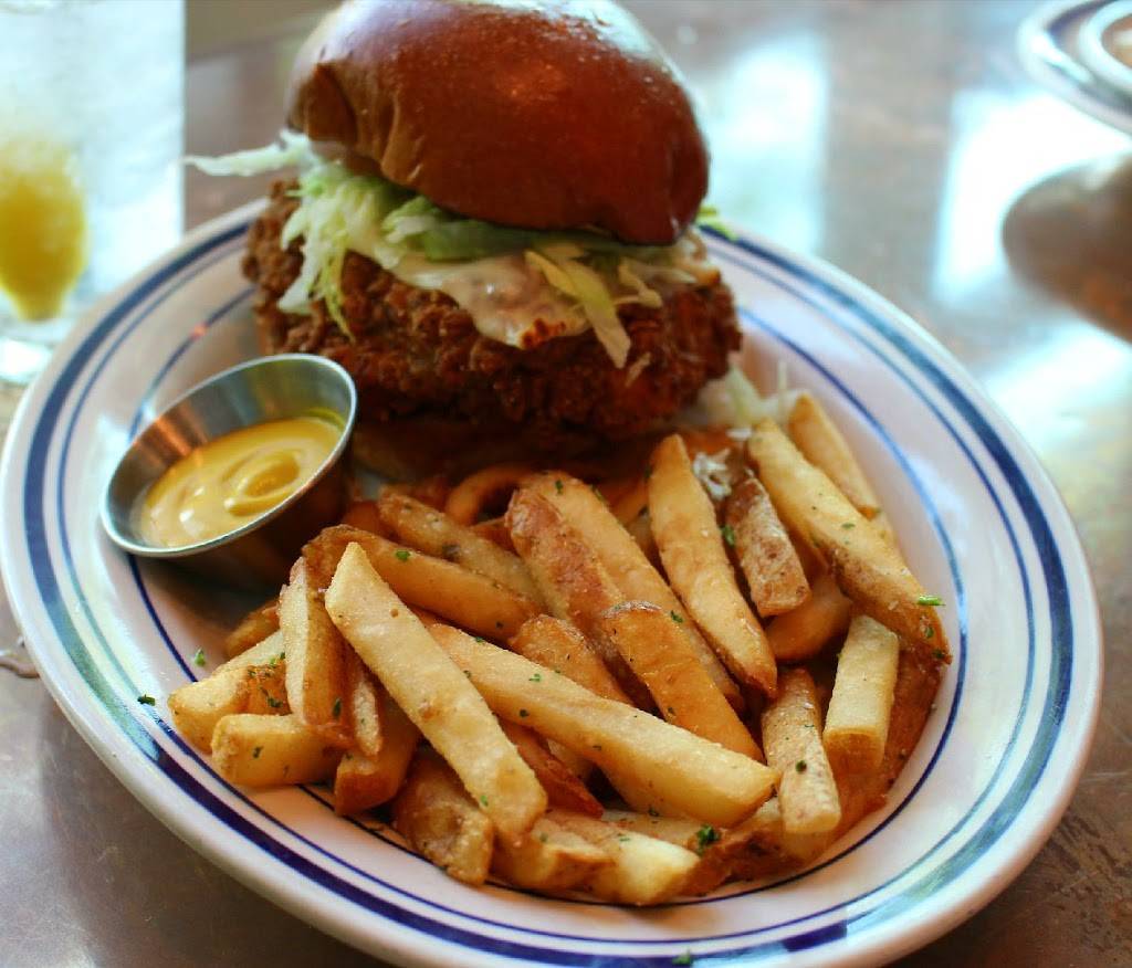 Liberty Kitchen at the Tree House | restaurant | 963 Bunker Hill Rd, Houston, TX 77024, USA | 7134683745 OR +1 713-468-3745