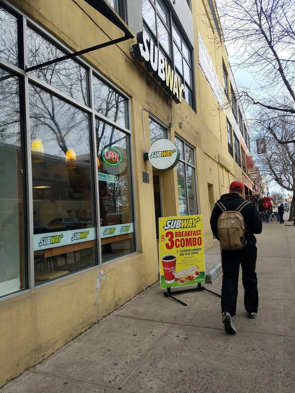 Subway Restaurants | restaurant | 37-11 35th Ave, Astoria, NY 11106, USA | 7184334060 OR +1 718-433-4060