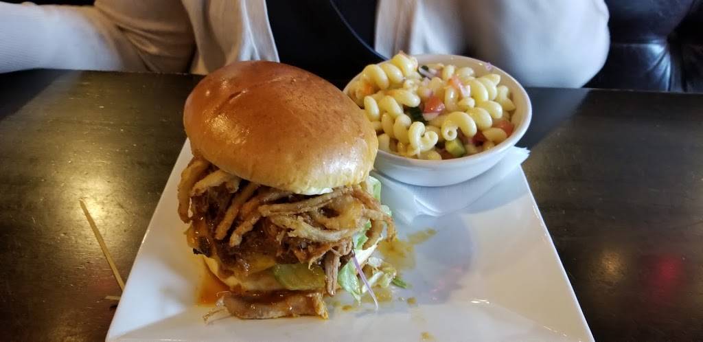 Station 21 American Grill | restaurant | 201 N Main St, Crown Point, IN 46307, USA | 2196610021 OR +1 219-661-0021