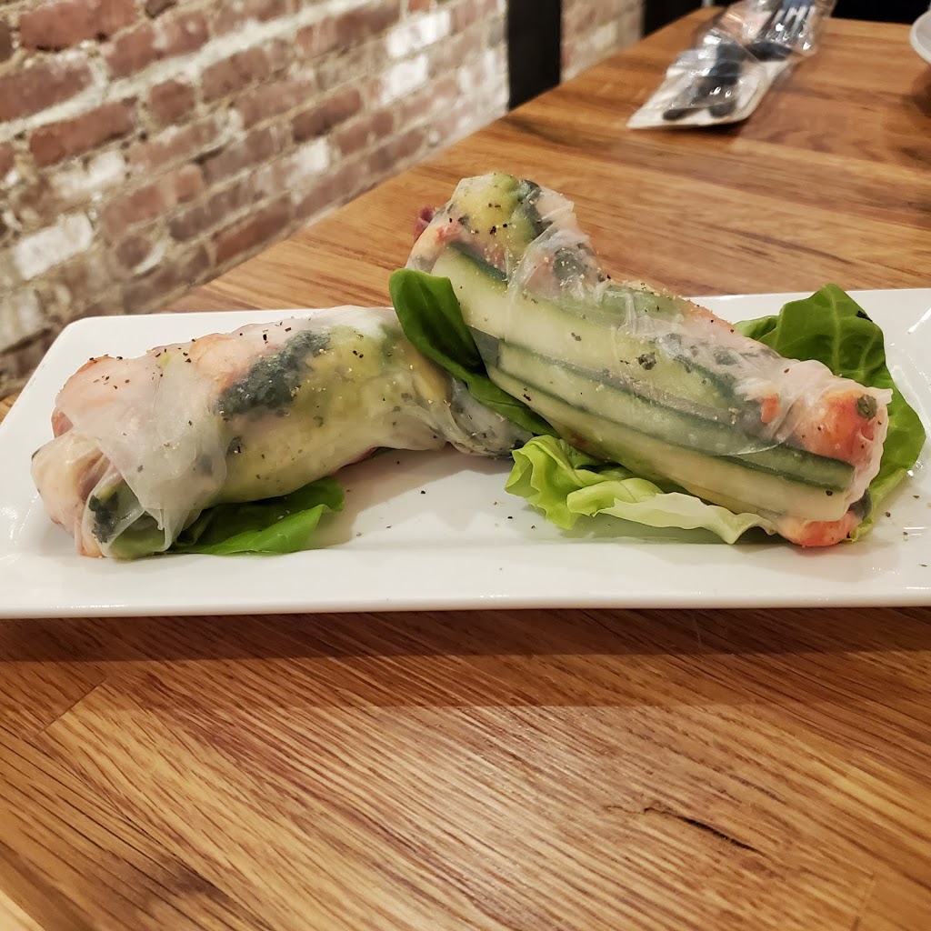 Roll Street Tavern | restaurant | 35 Main St, Plymouth, MA 02360, USA | 7744047636 OR +1 774-404-7636