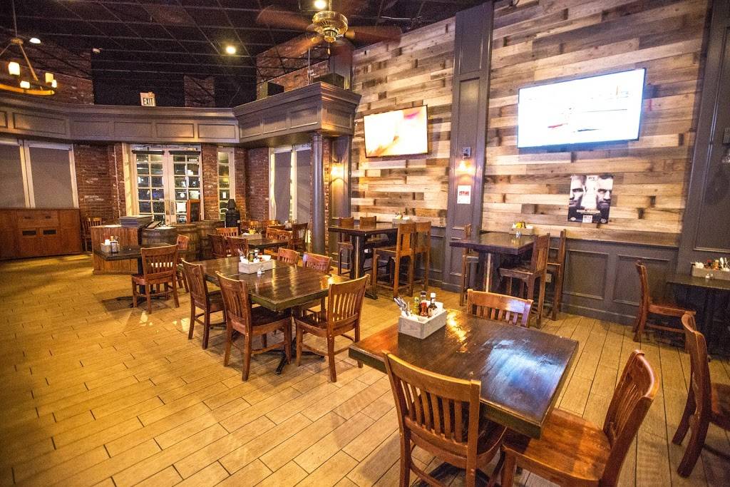 Harbour Rackhouse | restaurant | 16903 Algonquin St, Huntington Beach, CA 92649, USA | 7143773893 OR +1 714-377-3893