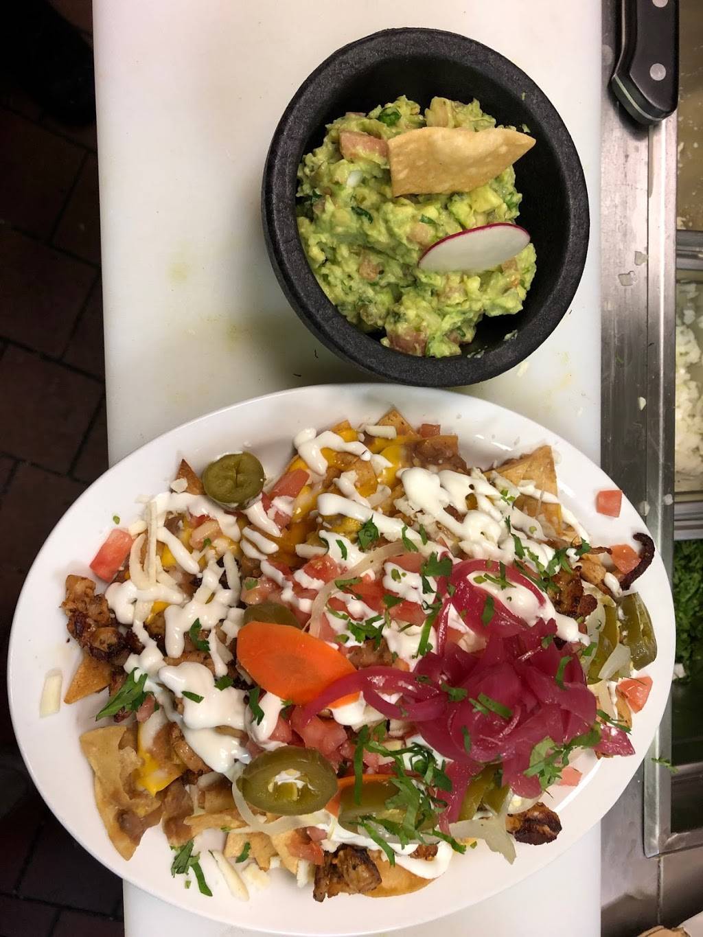 La Canasta Restaurant Grill | restaurant | 2341 S 4th St, Philadelphia, PA 19148, USA | 2675898345 OR +1 267-589-8345