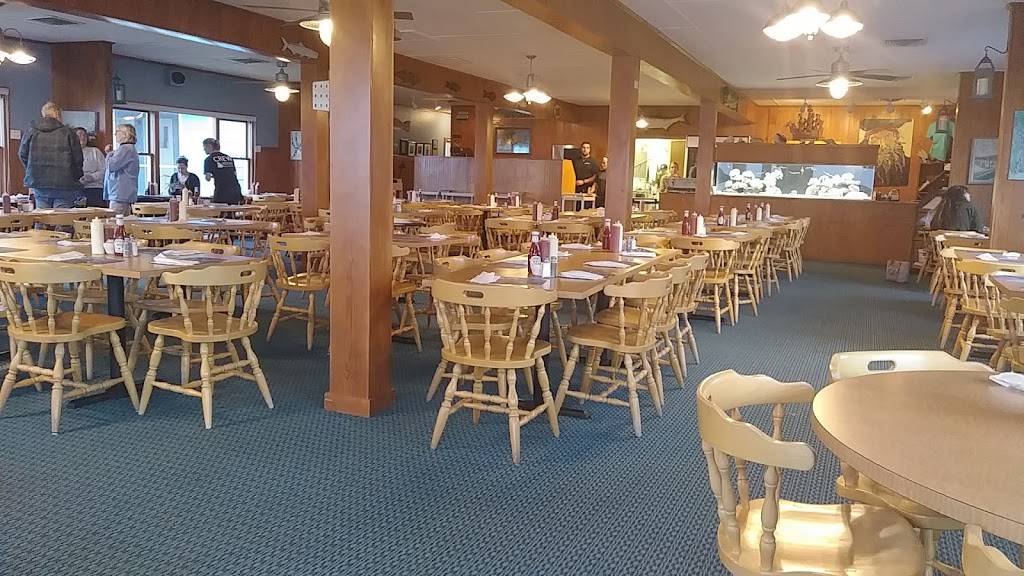 Breezeway Restaurant | restaurant | 634 Channel Blvd, Topsail Beach, NC 28445, USA | 9103284302 OR +1 910-328-4302