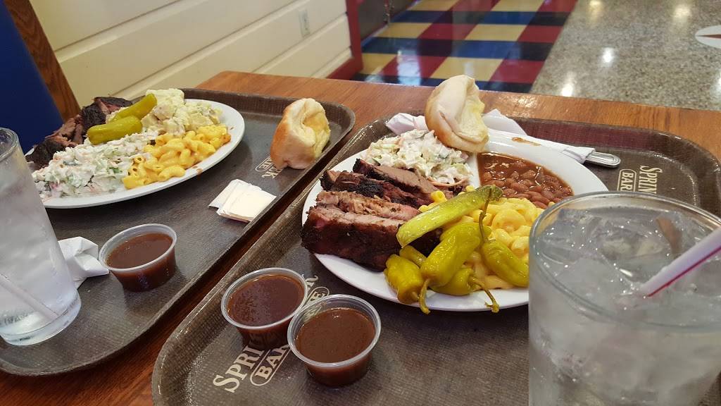 Spring Creek Barbeque | restaurant | 1509 Airport Fwy, Bedford, TX 76021, USA | 8175450184 OR +1 817-545-0184